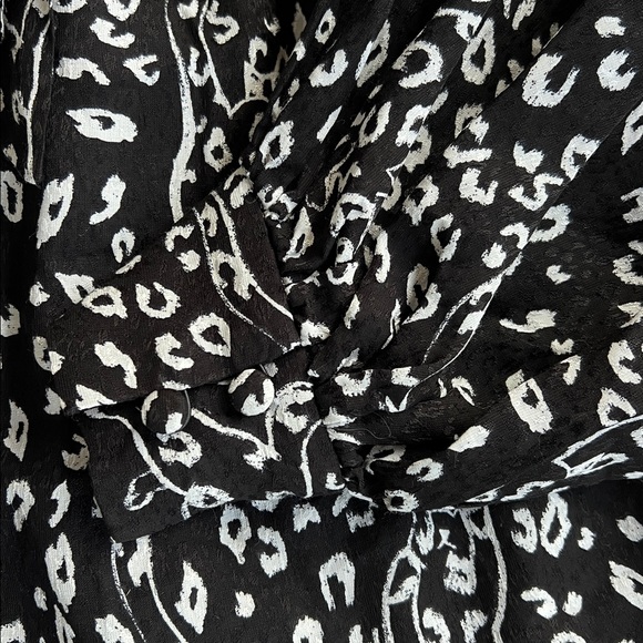 Ted Baker Lodon Black and White Leopard Wildside Print Button Up Puff Sleeve 4 - Picture 4 of 11